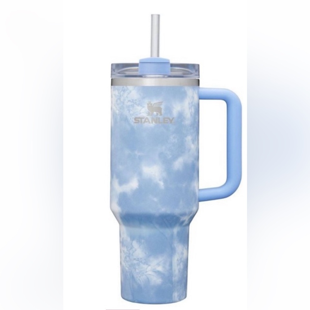 NIB Stanley 40 oz Blue and White Tie Dye Cup with Handle